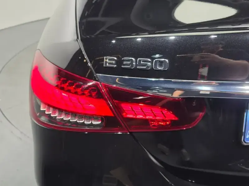 2021 Mercedes-Benz E-Класс с пробегом 98 403 км