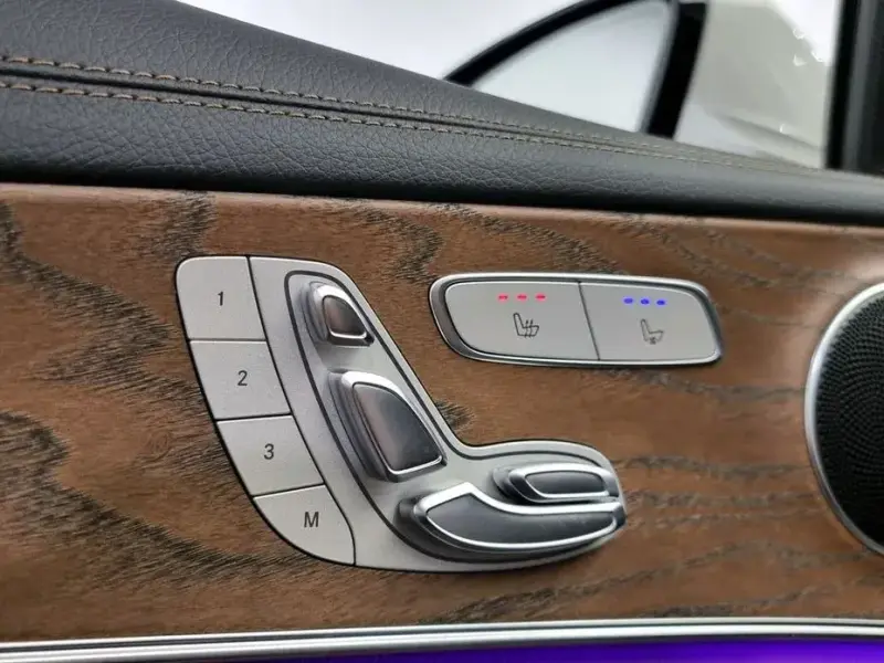 2022 Mercedes-Benz E-Класс с пробегом 14 300 км