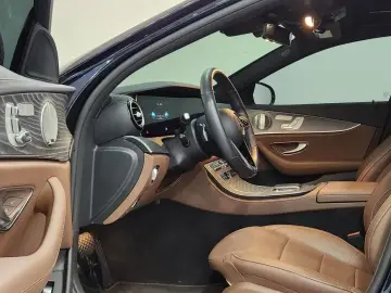 2022 Mercedes-Benz E-Класс с пробегом 34 775 км