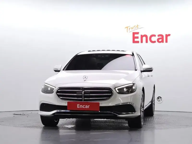 2023 Mercedes-Benz E-Класс с пробегом 43 532 км