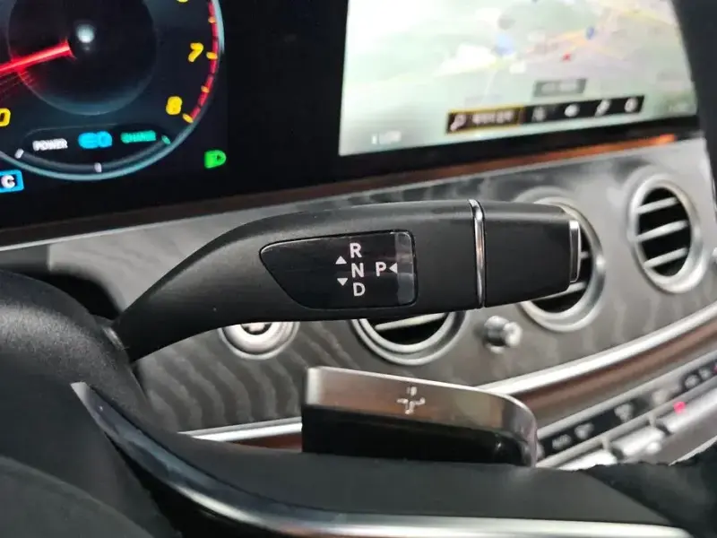 2023 Mercedes-Benz E-Класс с пробегом 43 532 км