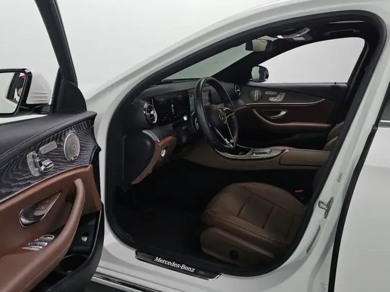 2023 Mercedes-Benz E-Класс с пробегом 43 532 км