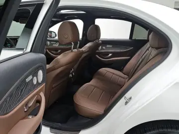 2023 Mercedes-Benz E-Класс с пробегом 43 532 км