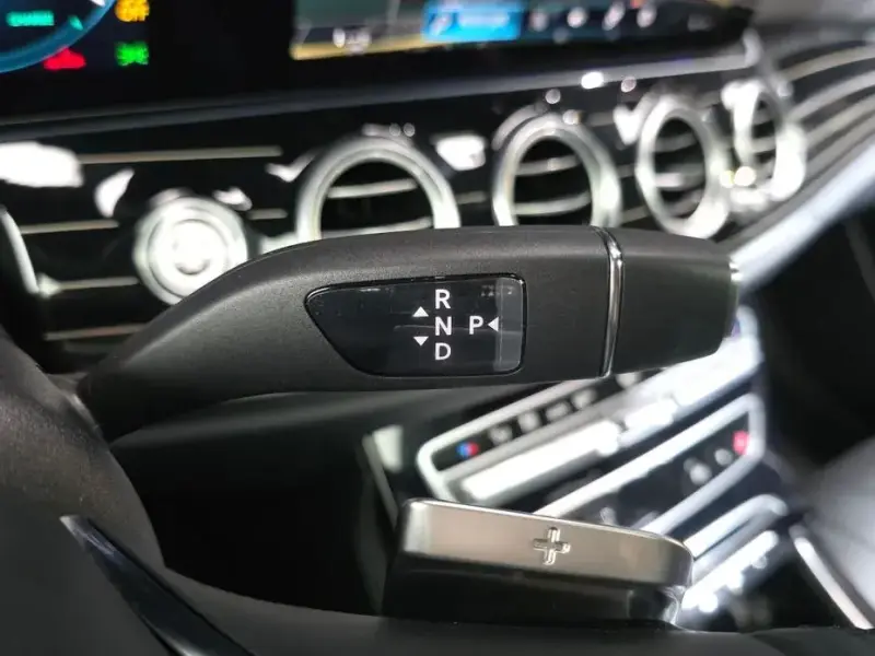 2023 Mercedes-Benz E-Класс с пробегом 32 062 км