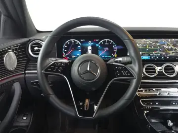 2023 Mercedes-Benz E-Класс с пробегом 32 062 км
