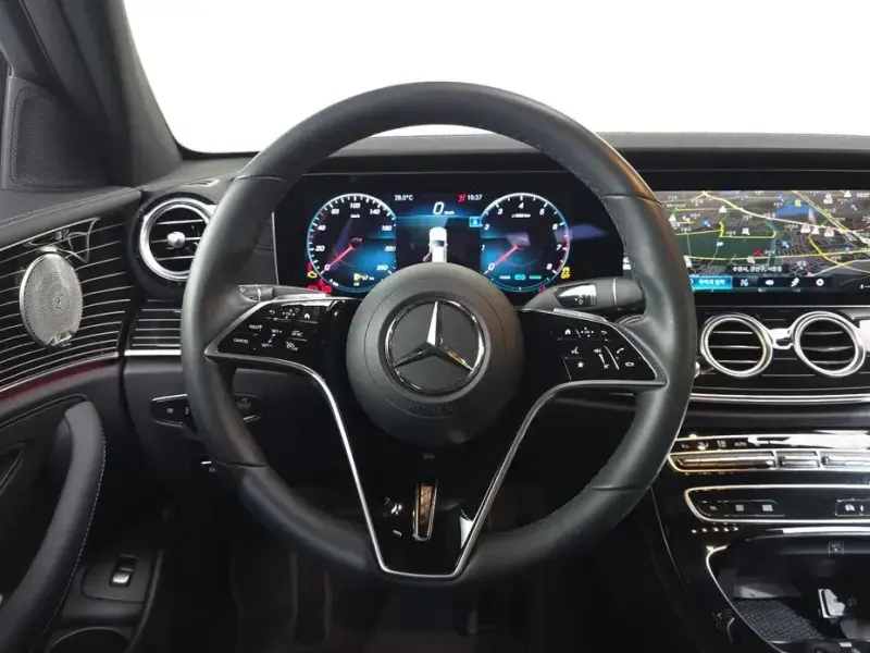 2023 Mercedes-Benz E-Класс с пробегом 32 062 км
