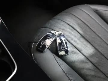 2023 Mercedes-Benz E-Класс с пробегом 32 062 км