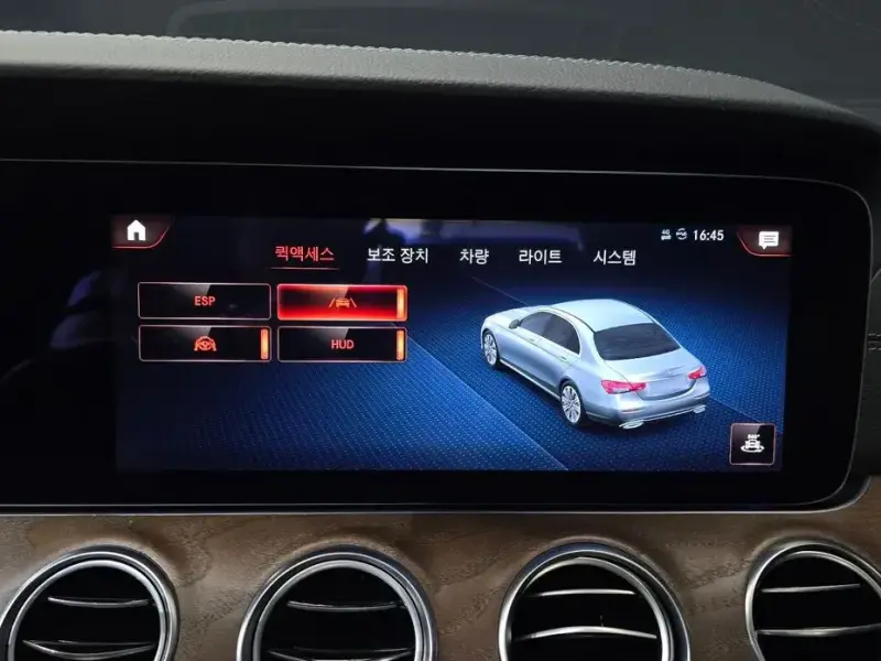 2022 Mercedes-Benz E-Класс с пробегом 25 704 км