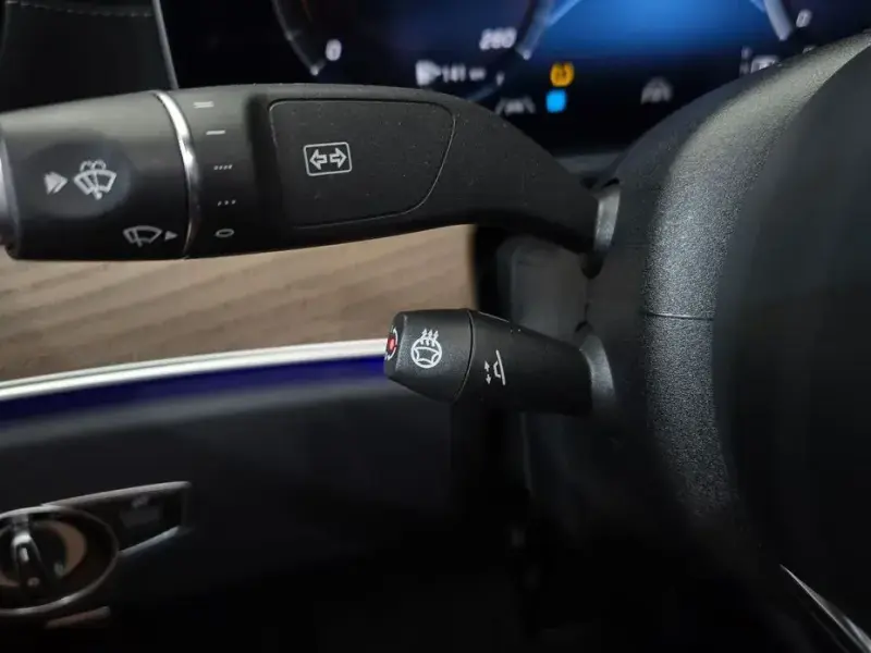 2022 Mercedes-Benz E-Класс с пробегом 25 704 км