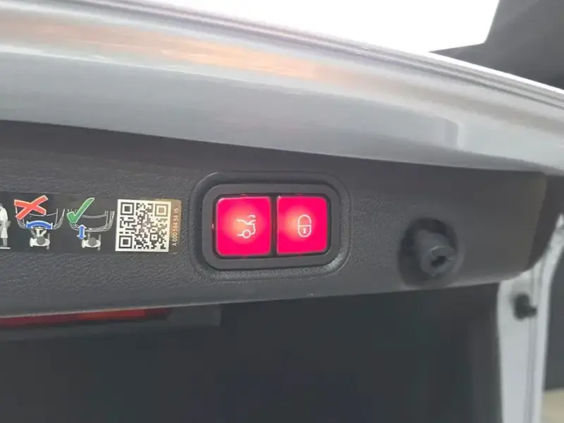 2023 Mercedes-Benz E-Класс с пробегом 32 062 км