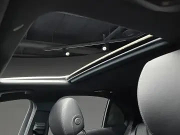 2022 Mercedes-Benz E-Класс с пробегом 25 704 км