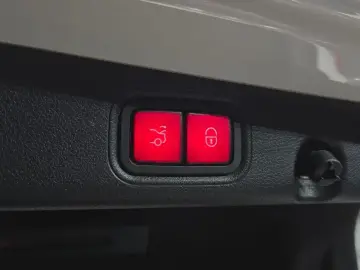 2022 Mercedes-Benz E-Класс с пробегом 25 704 км