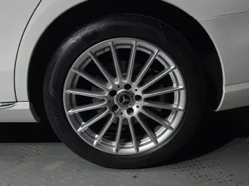 2022 Mercedes-Benz E-Класс с пробегом 25 704 км