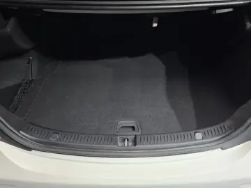 2022 Mercedes-Benz E-Класс с пробегом 25 704 км