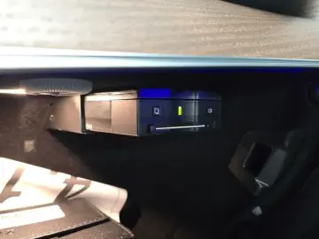 2022 Mercedes-Benz E-Класс с пробегом 25 704 км