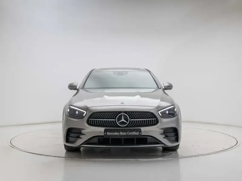 2022 Mercedes-Benz E-Класс с пробегом 14 358 км