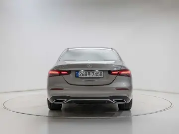 2022 Mercedes-Benz E-Класс с пробегом 14 358 км