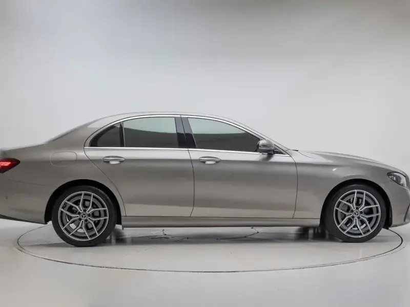 2022 Mercedes-Benz E-Класс с пробегом 14 358 км