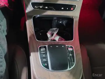 2021 Mercedes-Benz E-Класс с пробегом 68 078 км