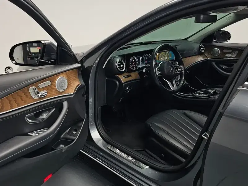 2020 Mercedes-Benz E-Класс с пробегом 64 281 км