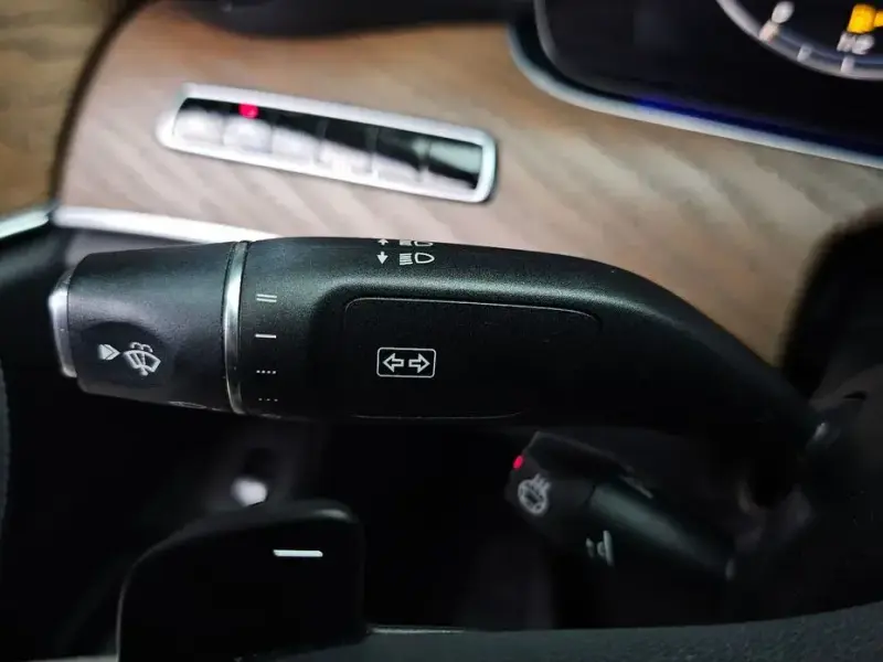 2020 Mercedes-Benz E-Класс с пробегом 64 281 км