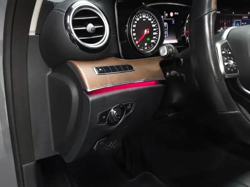 2020 Mercedes-Benz E-Класс с пробегом 116 619 км
