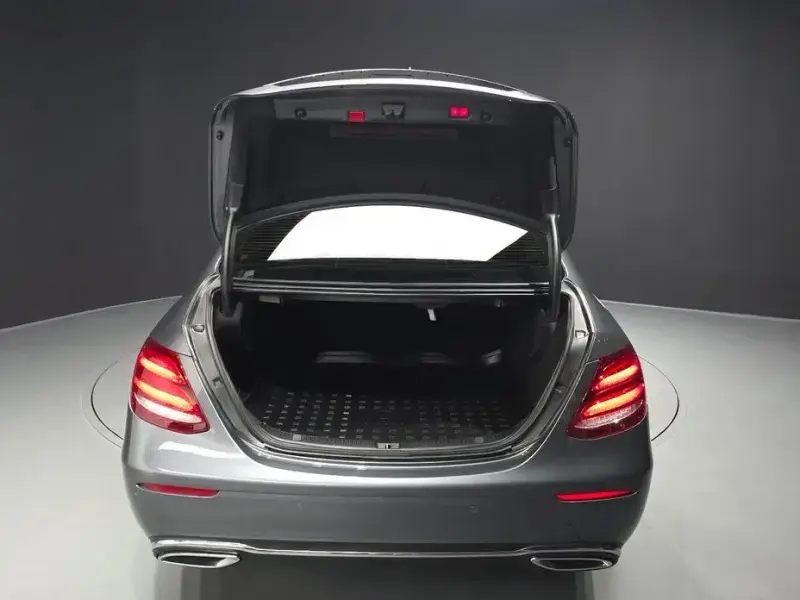 2020 Mercedes-Benz E-Класс с пробегом 116 619 км