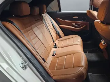 2020 Mercedes-Benz E-Класс с пробегом 184 227 км
