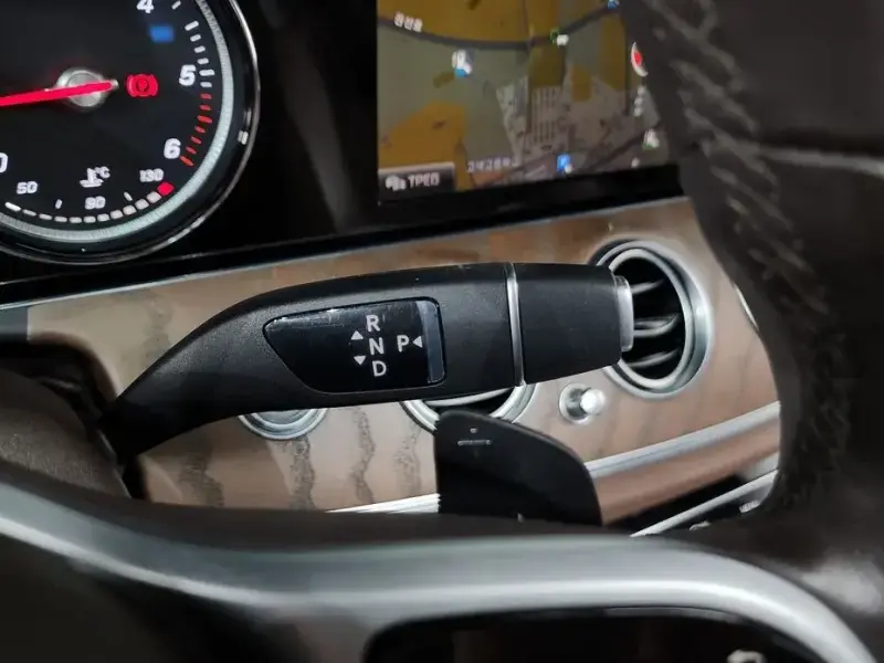 2019 Mercedes-Benz E-Класс с пробегом 113 853 км