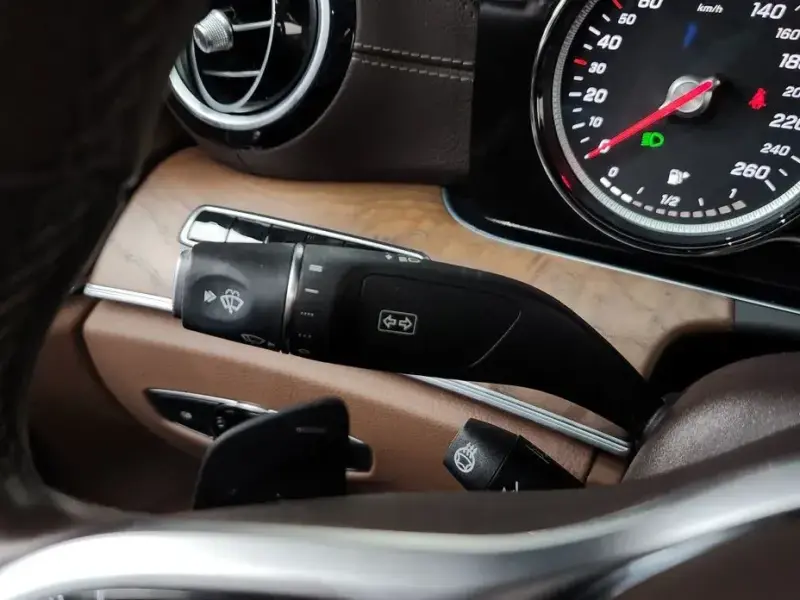 2019 Mercedes-Benz E-Класс с пробегом 113 853 км