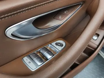 2019 Mercedes-Benz E-Класс с пробегом 113 853 км