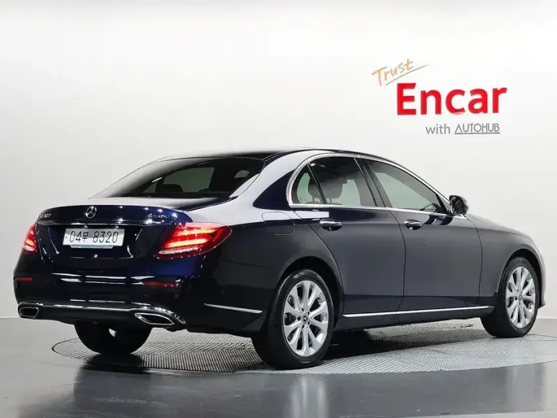 2019 Mercedes-Benz E-Класс с пробегом 42 995 км