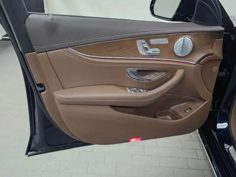 2019 Mercedes-Benz E-Класс с пробегом 42 995 км