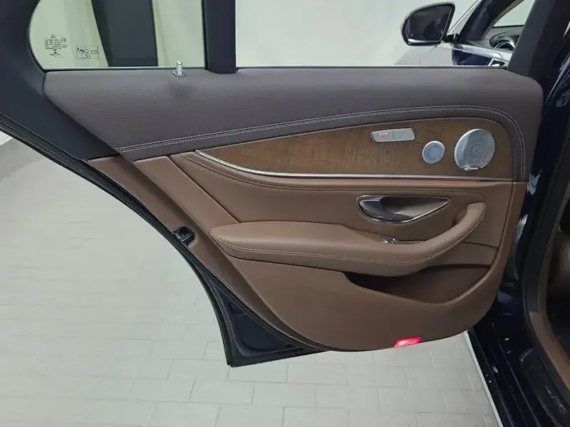 2019 Mercedes-Benz E-Класс с пробегом 42 995 км