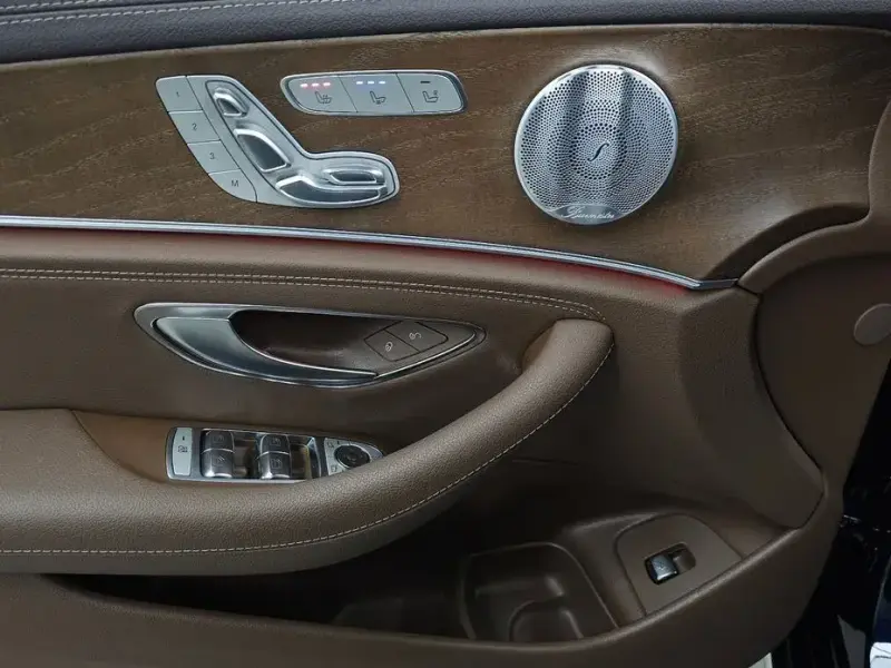 2019 Mercedes-Benz E-Класс с пробегом 42 995 км