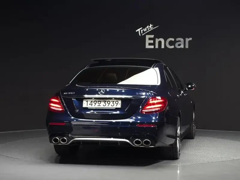 2019 Mercedes-Benz E-Класс с пробегом 64 219 км
