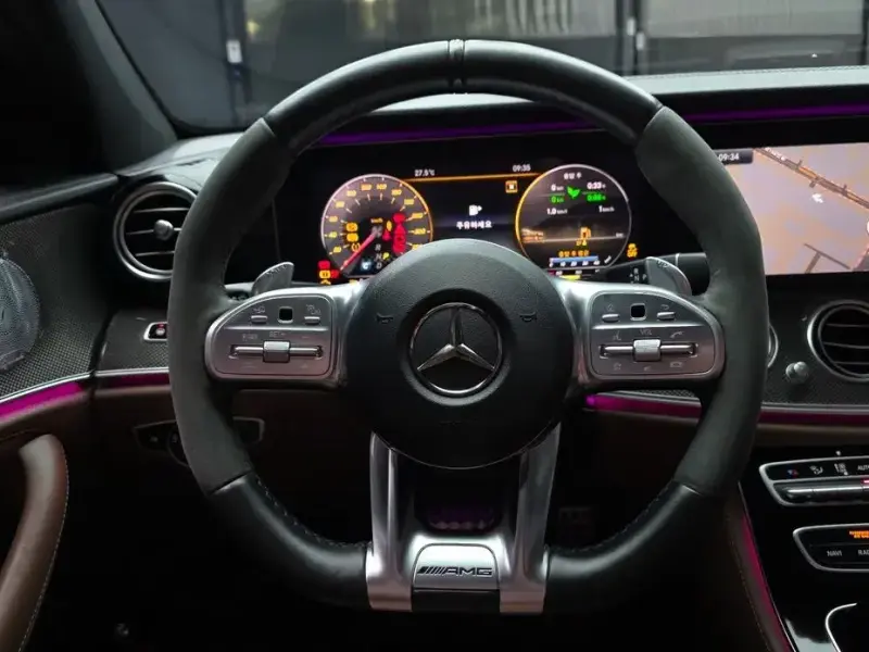 2019 Mercedes-Benz E-Класс с пробегом 64 219 км