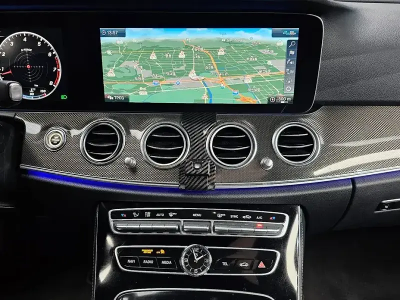 2020 Mercedes-Benz E-Класс с пробегом 112 964 км