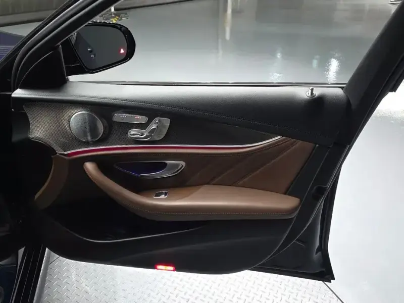 2019 Mercedes-Benz E-Класс с пробегом 64 219 км