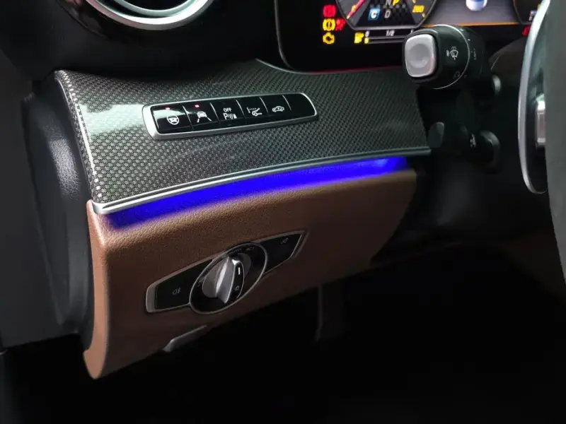 2019 Mercedes-Benz E-Класс с пробегом 64 219 км