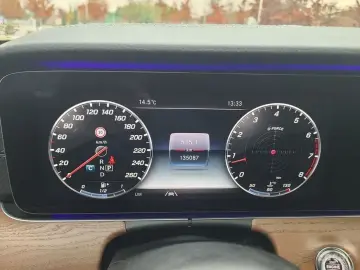 2020 Mercedes-Benz E-Класс с пробегом 135 162 км