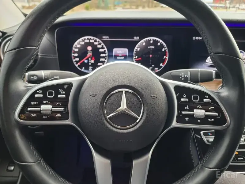 2020 Mercedes-Benz E-Класс с пробегом 135 162 км