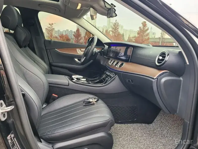 2020 Mercedes-Benz E-Класс с пробегом 135 162 км