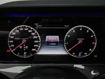 2020 Mercedes-Benz E-Класс с пробегом 118 000 км