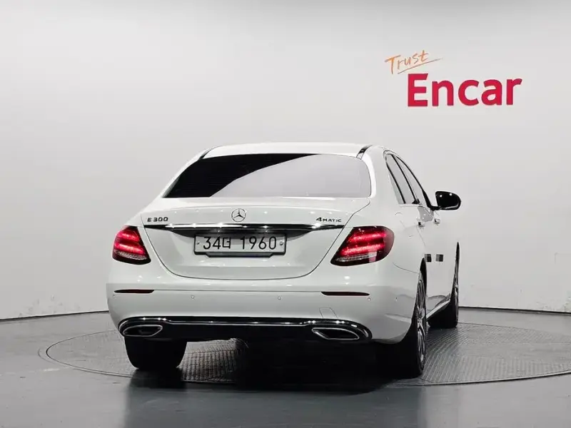 2018 Mercedes-Benz E-Класс с пробегом 78 005 км