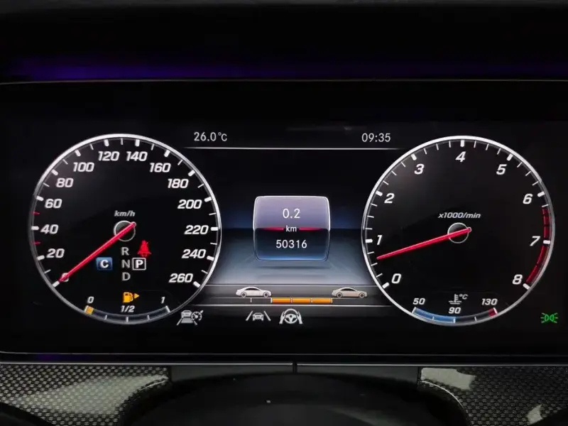 2020 Mercedes-Benz E-Класс с пробегом 50 316 км