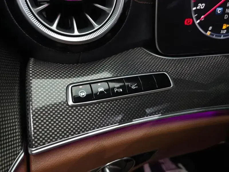 2020 Mercedes-Benz E-Класс с пробегом 50 316 км