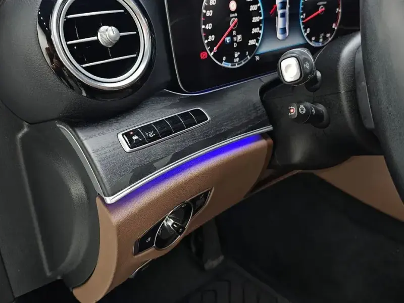 2018 Mercedes-Benz E-Класс с пробегом 78 005 км
