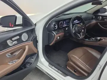 2018 Mercedes-Benz E-Класс с пробегом 122 865 км