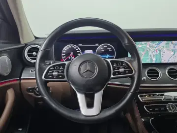 2018 Mercedes-Benz E-Класс с пробегом 122 865 км